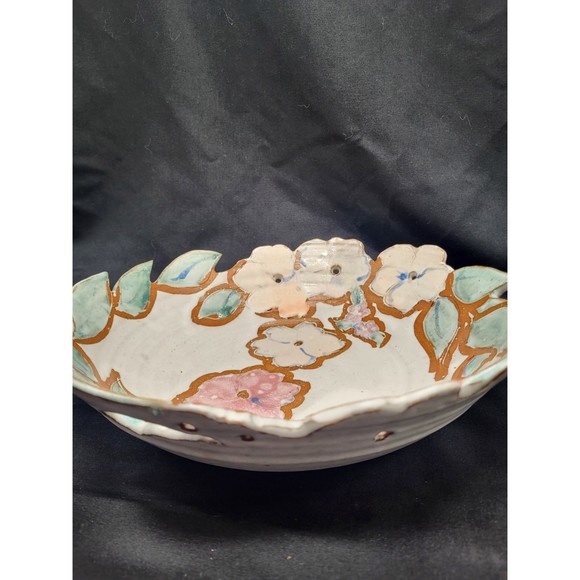 Art Pottery Figural Flowers Bowl - Picture 4 of 6